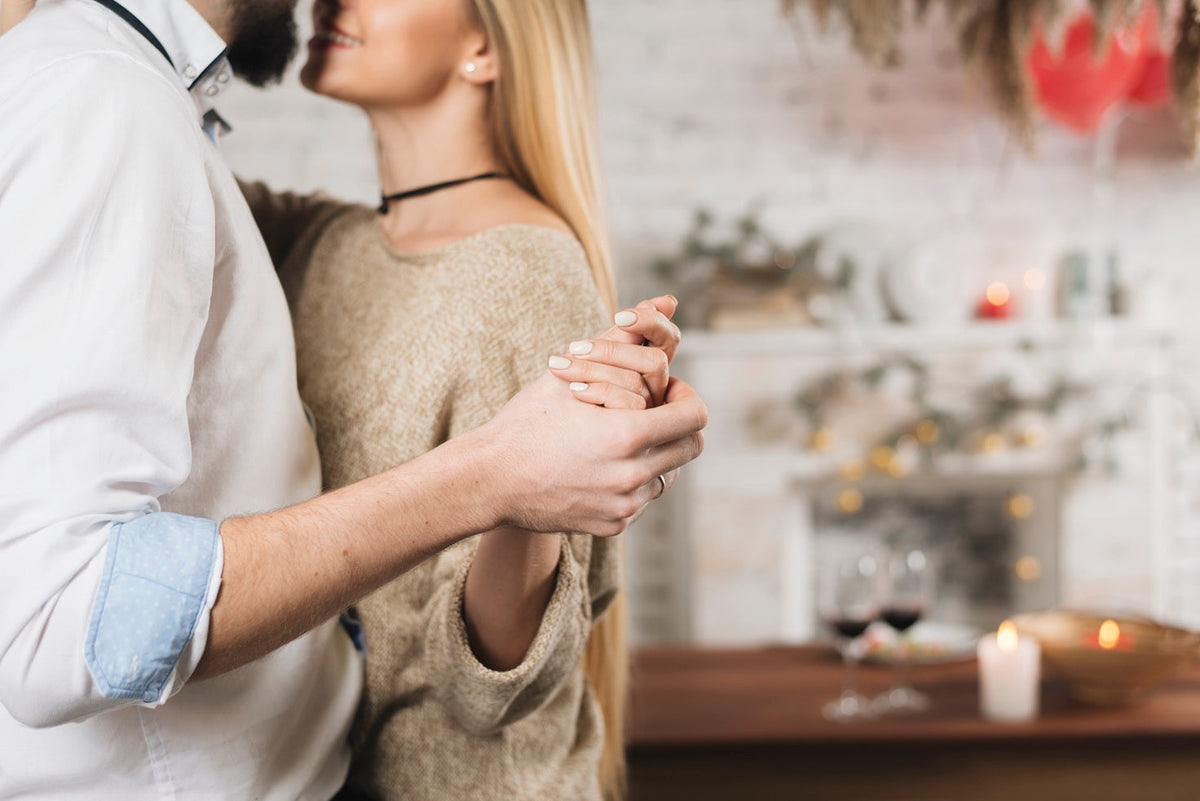 Schmuck mit Gravur – Persönlicher Schmuck mit Gravur für Paare