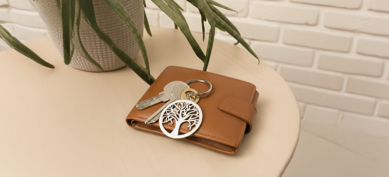 Schlüsselanhänger aus Silber mit Gravur – online kaufen und bestellen, ideal als Geschenk oder für den Alltag.