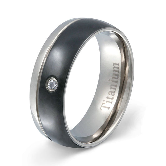 Fargo Damen Titan Ring mit Gravur, Verlobungsring in Silber-Schwarz | Titanring | damen, ring, schwarz, silber, titan, titanring, zirkonia | schmuckmitgravur.de
